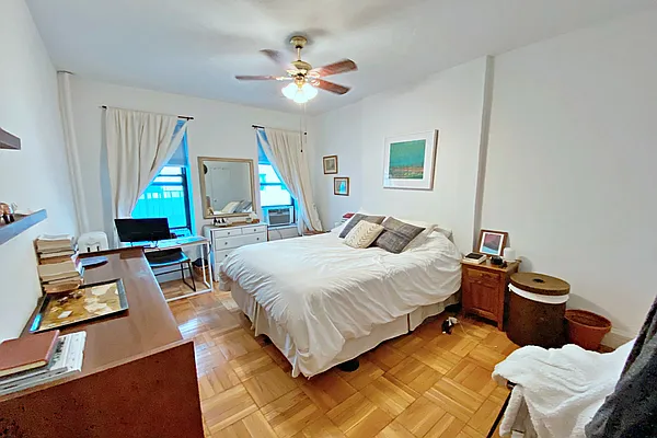 Rented by Douglas Elliman | media 39