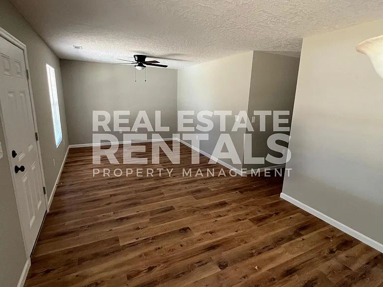 1509 Van Buren Ave #47 — Photo 4