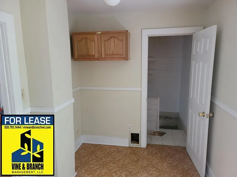 1439 S 10th St — Photo 7