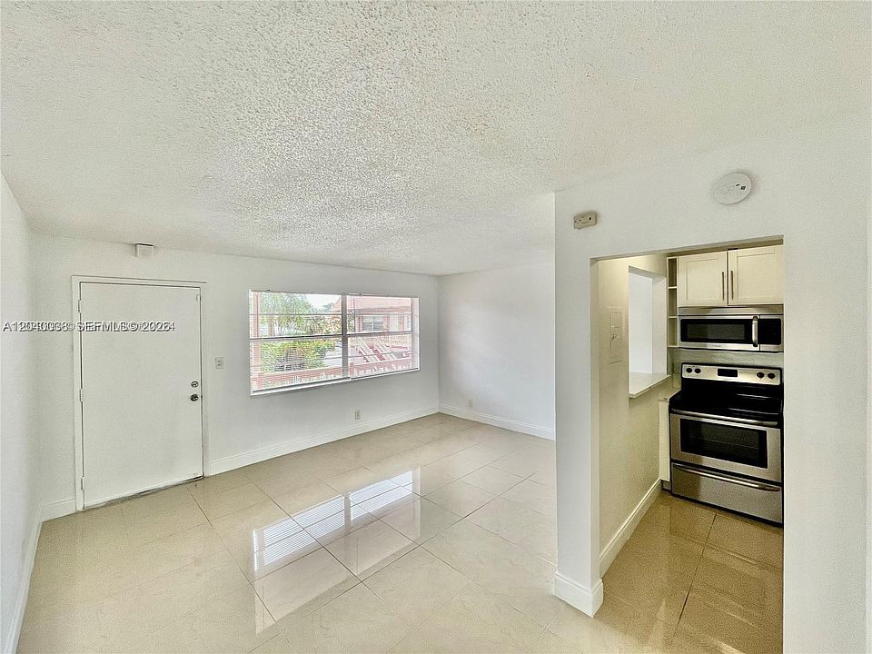 1st image of 241 SE 9th Ave APT 207