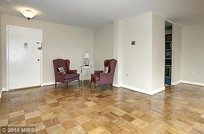 4th image of 200 N Maple Ave APT 606
