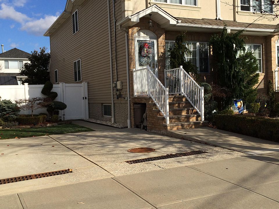 1st image of 43 Lorraine Ave
