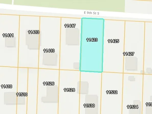 11425 E 9th St S, Independence, MO 64054