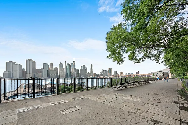 Rented by Corcoran | media 23