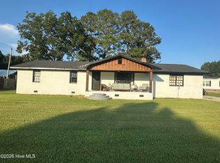 2182 Crusoe Island Rd, Whiteville, NC 28472
