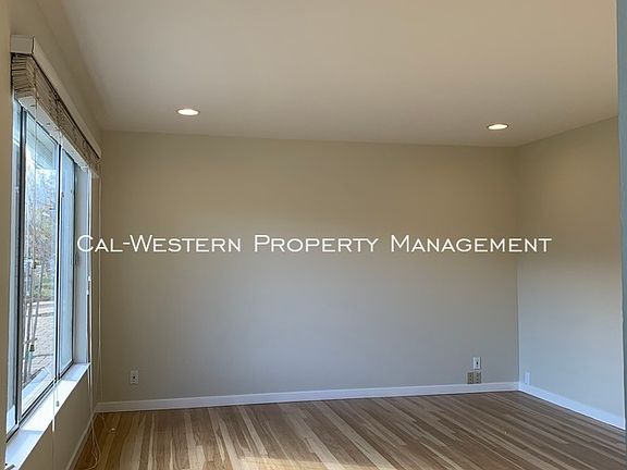 4th image of 4029 Lemoyne Way