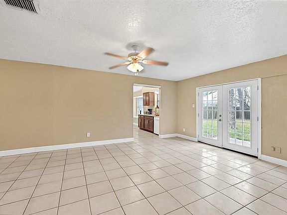 3rd image of 16715 Bougainvilla Ln