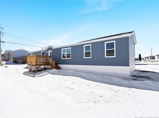81 Evergreen Cres, Fredericton, NB E3B 6N1