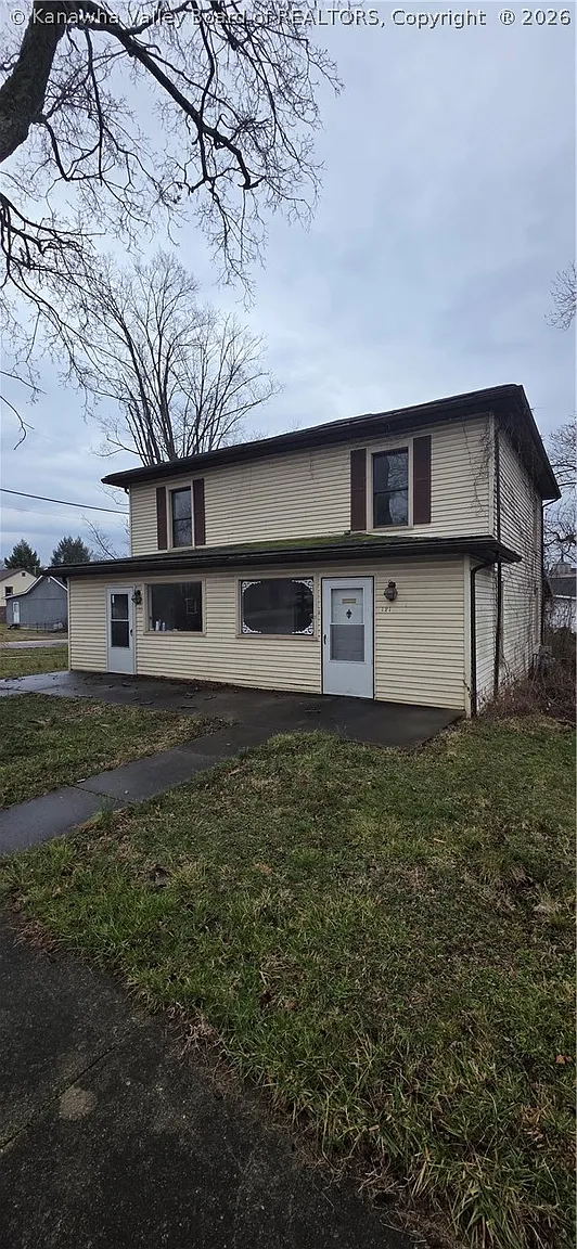 121 4th Ave photo 1