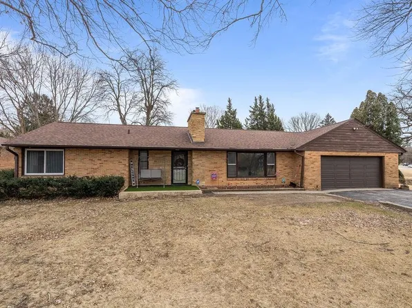 1504 S Mulford Rd, Rockford, IL 61108