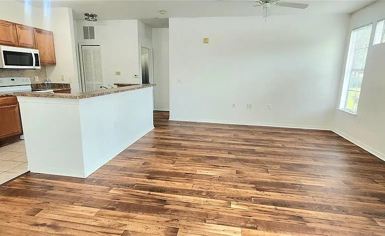 6171 Metrowest Blvd #107 — Photo 7