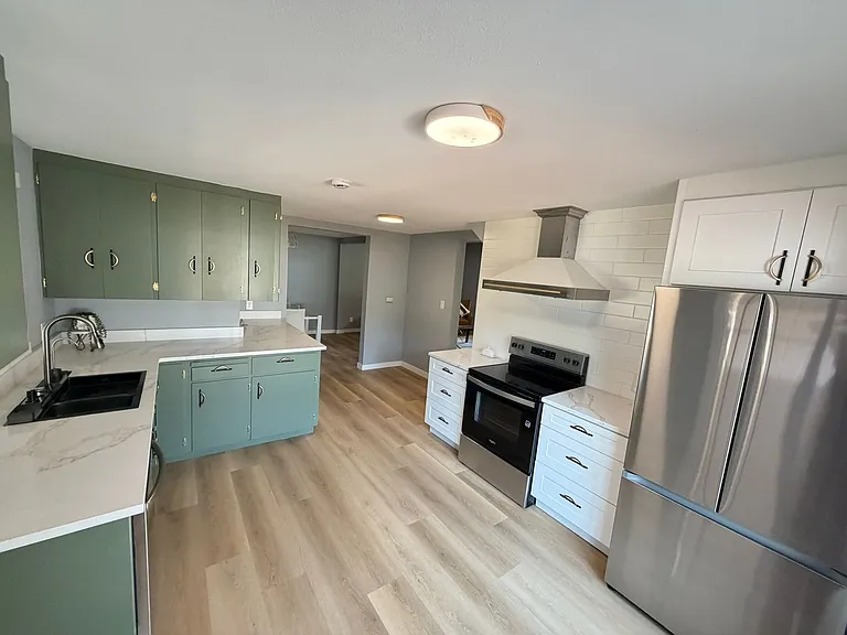28411 Liberty Rd — Photo 16