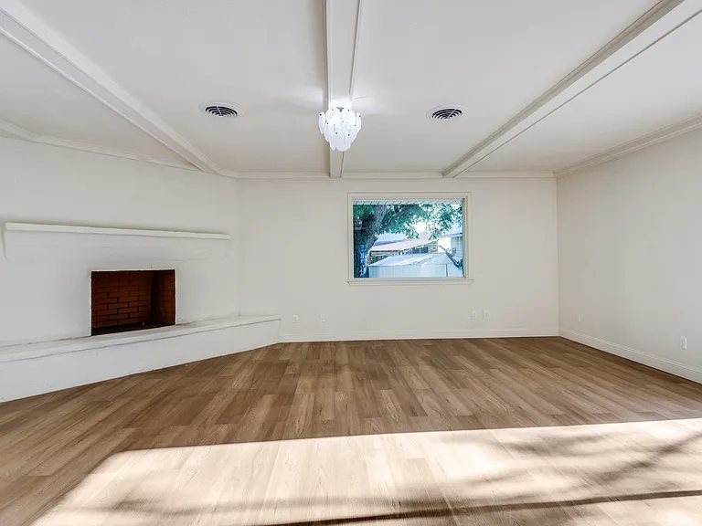 704 Turner Blvd — Photo 5