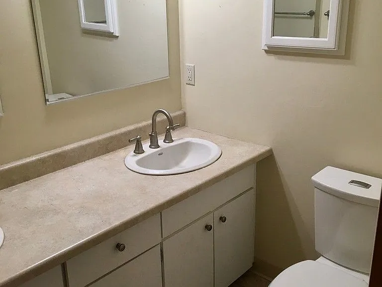 7009 Church St — Photo 10