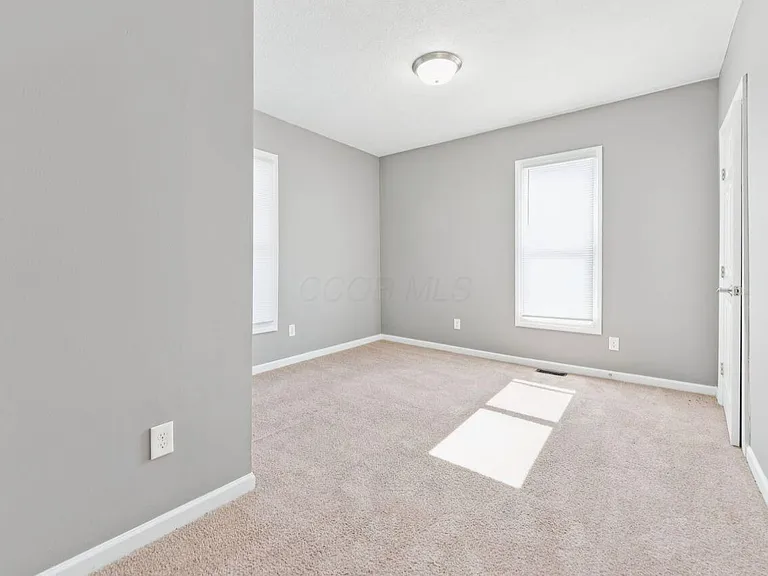 274 E Barthman Ave — Photo 21