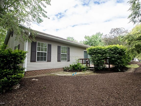 4th image of 6052 Weymouth Dr