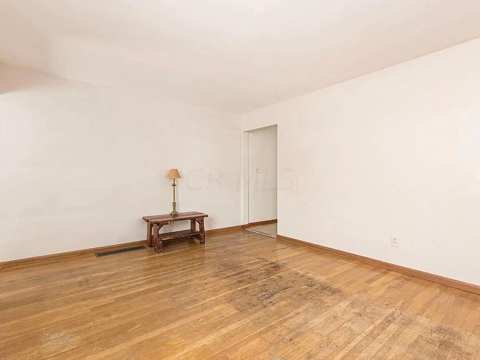 1st image of 3190 Lotz Dr