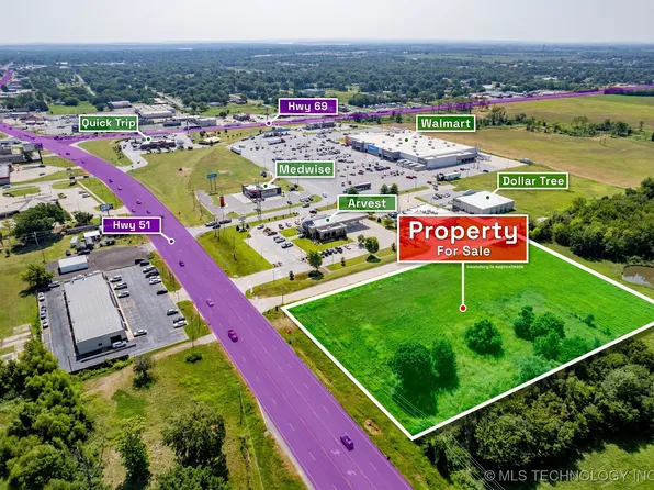 51 Highway St, Wagoner, OK 74467