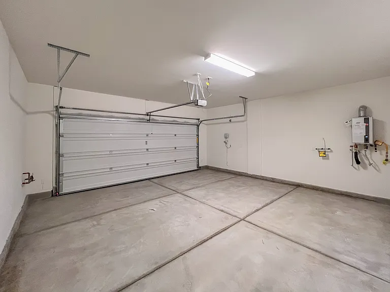 4185 Juniper Pear Ave — Photo 20