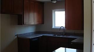 4th image of 3778 Honolulu Dr