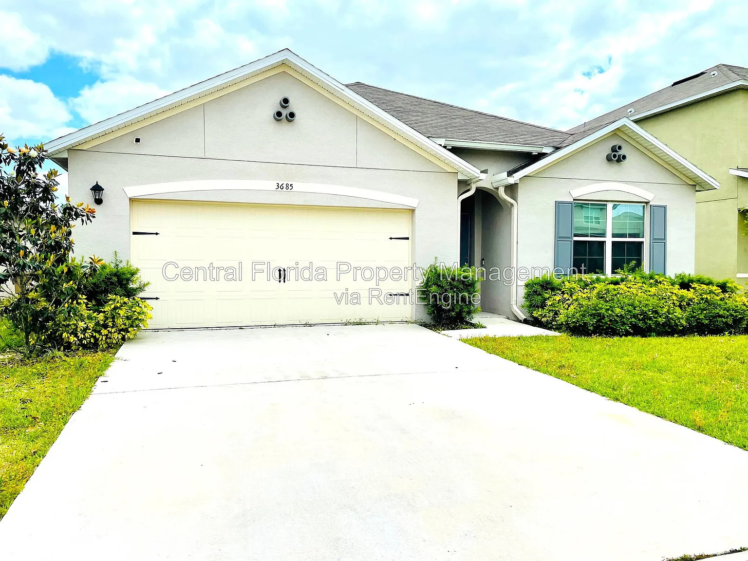 4 bed, 2.0 bath, 1872 sqft, $2,349 — Photo 2