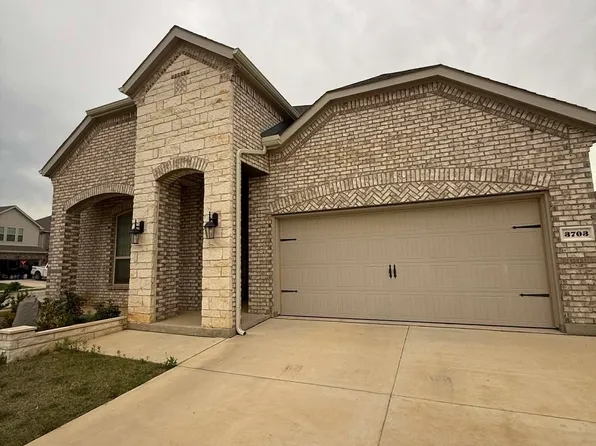 3703 High Country Rd, Aubrey, TX 76227