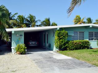 581 9th St, Key Colony Beach, FL 33051