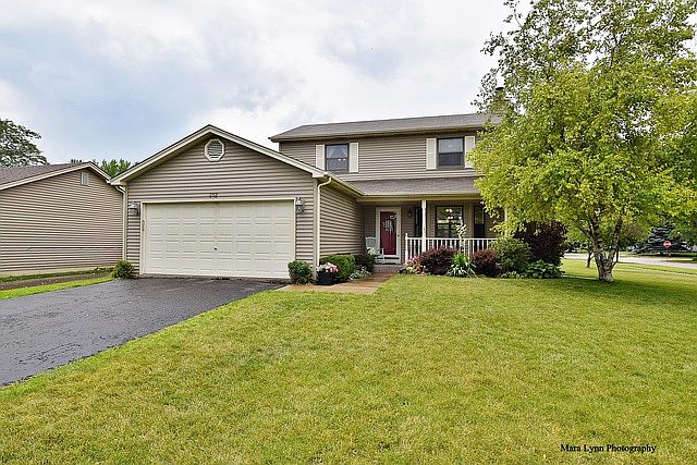 1st image of 312 Pin Oak Dr