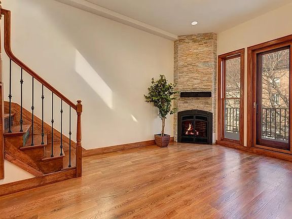 2nd image of 315 Atlantic Ave APT 3