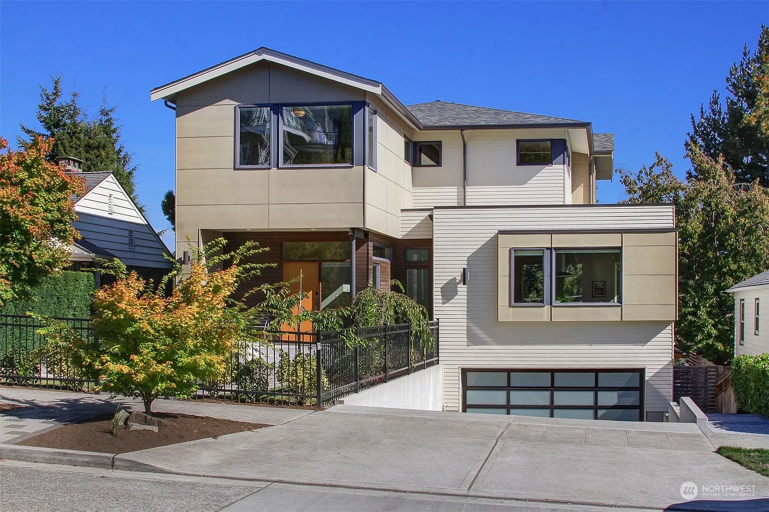 2424 36th Avenue W photo 1