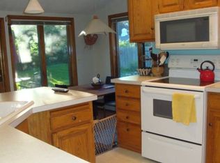 2009 W Nelson St, Midland, MI 48640