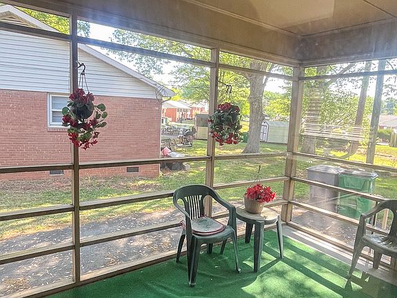 5th image of 5324 Elderbank Dr