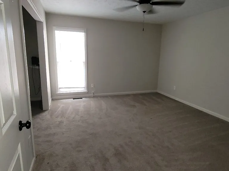21 Market Cir — Photo 12