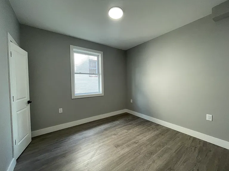 11 Silkman Pl #A — Photo 11