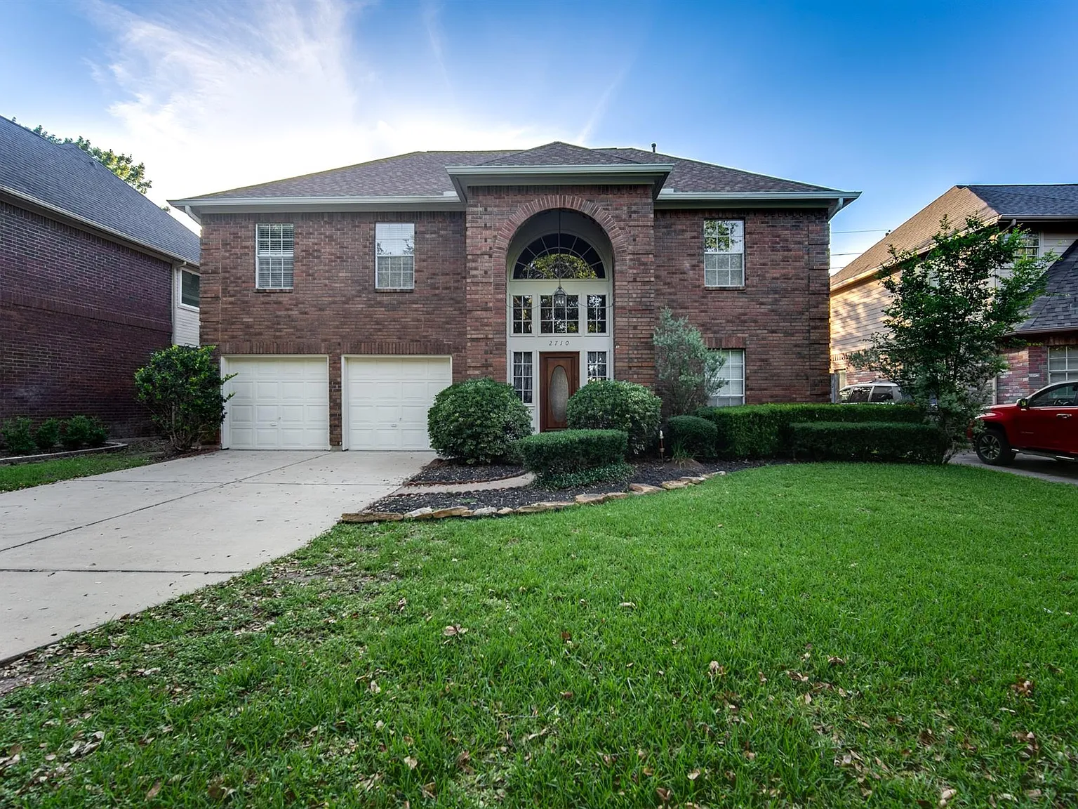 4 bed, 2.5 bath, 2623 sqft, $2,700 — Photo 3