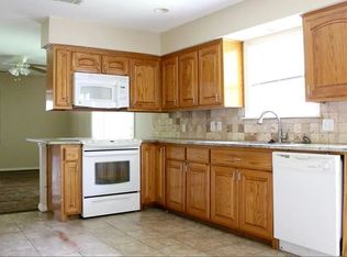 714 Hughes Dr, Irving, TX 75062