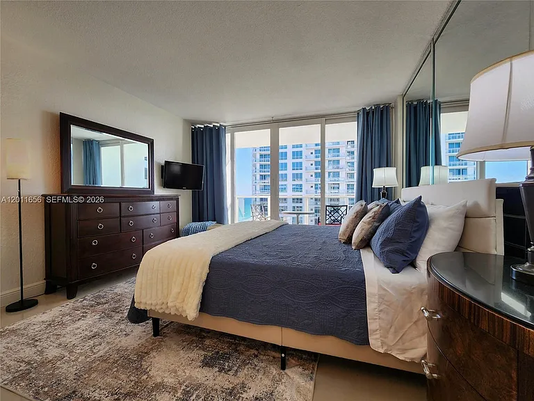 3505 S Ocean Dr #1217 — Photo 13