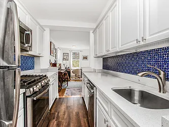 3901 Independence Avenue, #6D