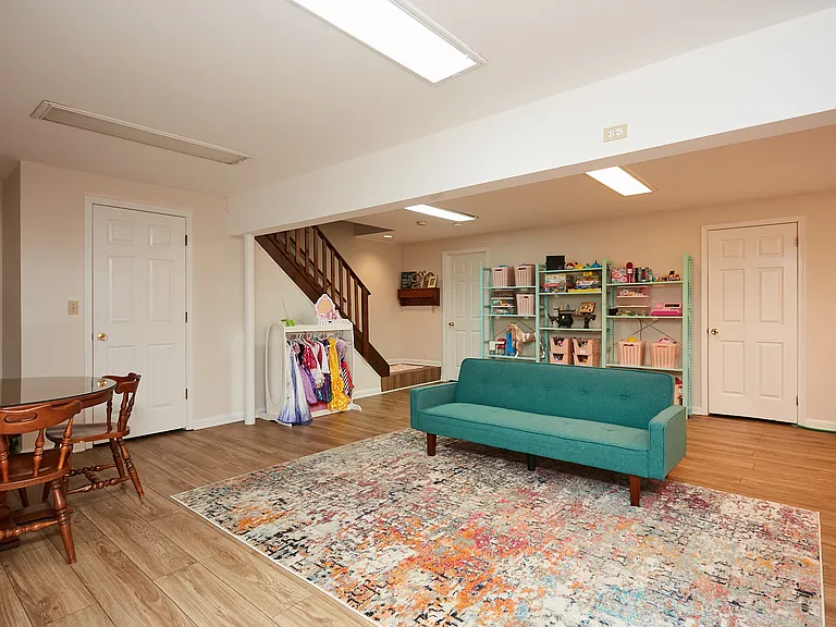 34 Berrien Ave — Photo 20