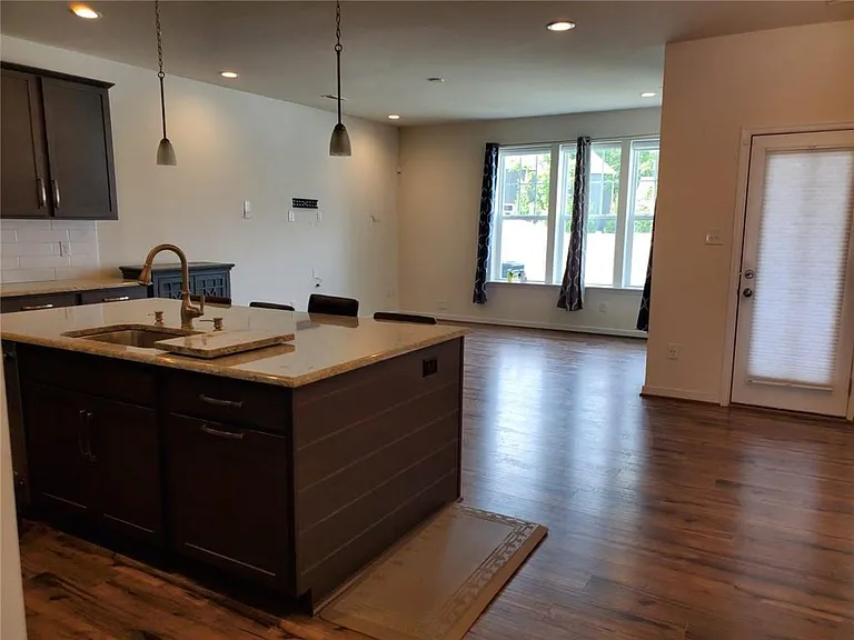 5307 Benmable Ct — Photo 10