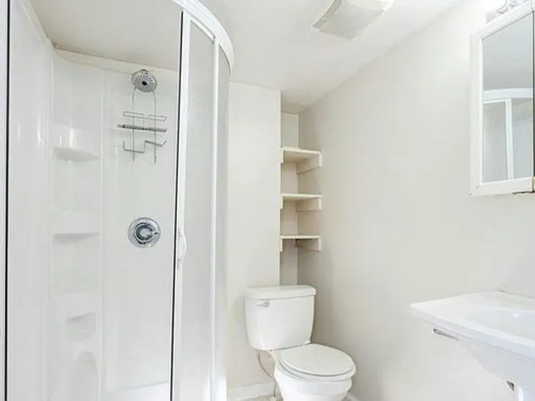 Modern bathroom design