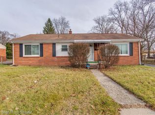 5435 Woodward St, Wayne, MI 48184