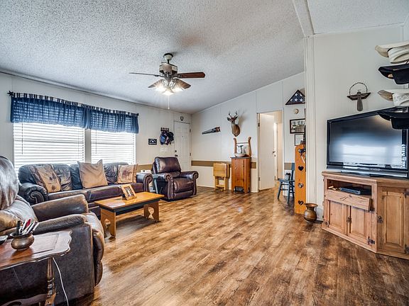 3rd image of 9691 Blubaugh Rd