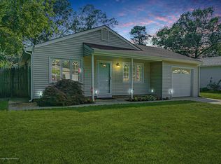 3 Coast Dr, Brick, NJ 08723