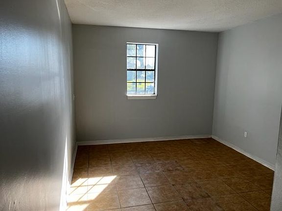5th image of 7519 Free Ave Floor 7519