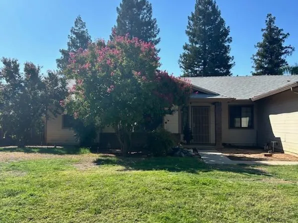 2236 Ellery Ave, Clovis, CA 93611