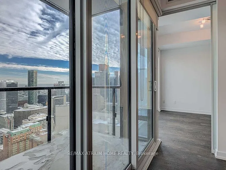 488 University Ave #3606 — Photo 14