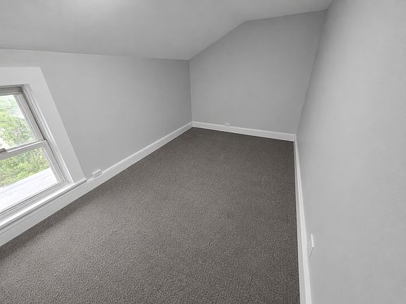 4th image of 2204 Saint Clair St