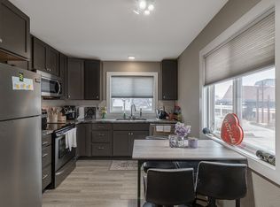 107 Grove St #4, Mankato, MN 56001