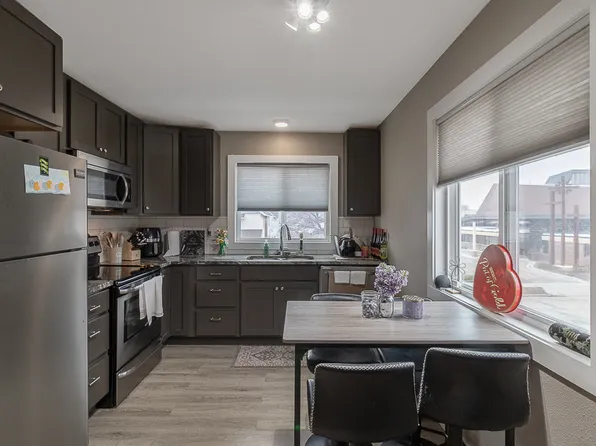 107 Grove St #5, Mankato, MN 56001